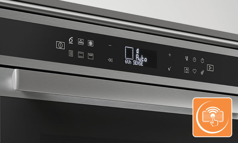 Piekarnik WHIRLPOOL W6 OM4 4S1 H - Assisted display