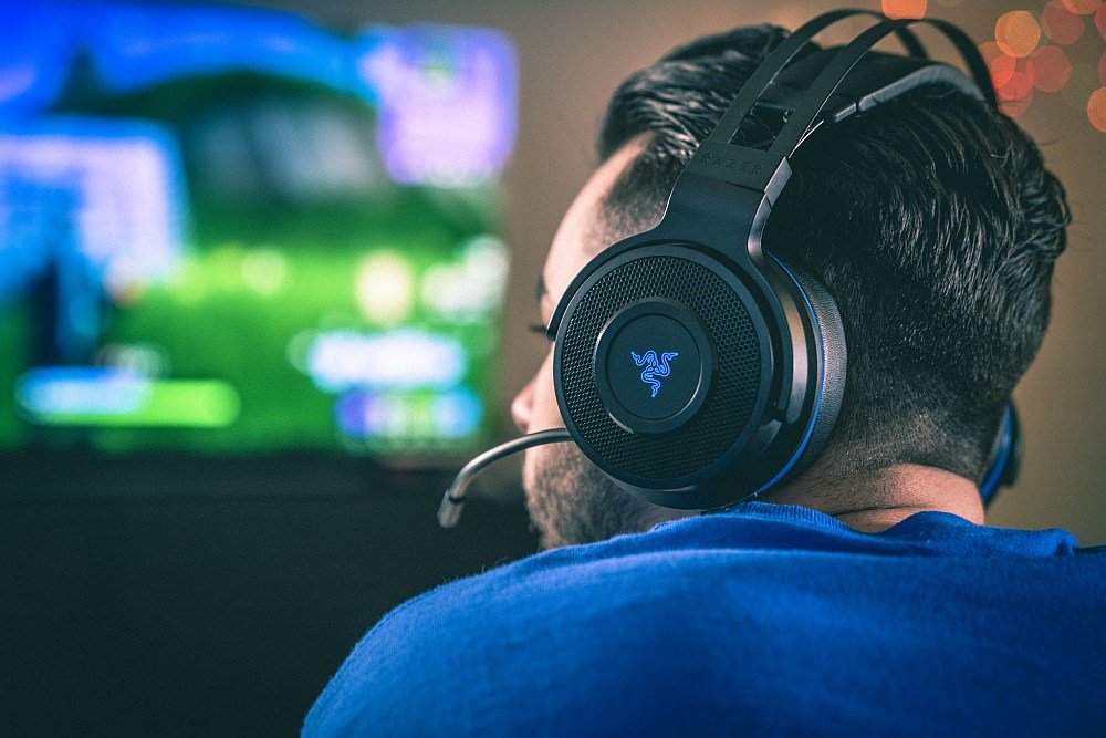 Słuchawki RAZER Thresher PS4 bateria zasilanie