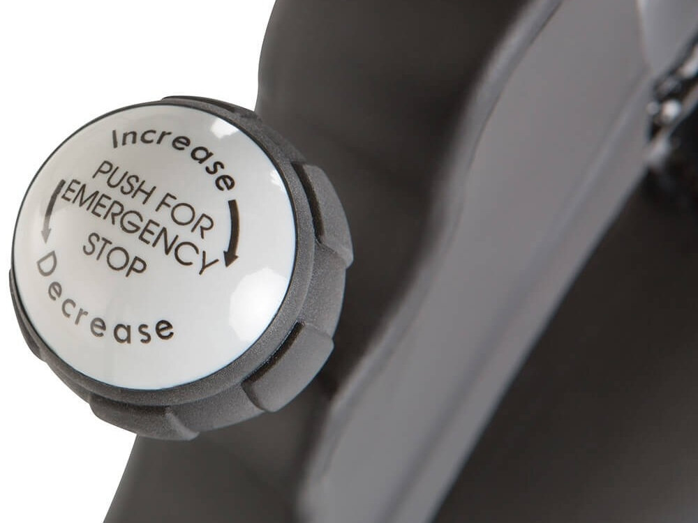 Rower spinningowy FINNLO Speedbike Pro kolo zamachowe awaryjne zatrzymywanie