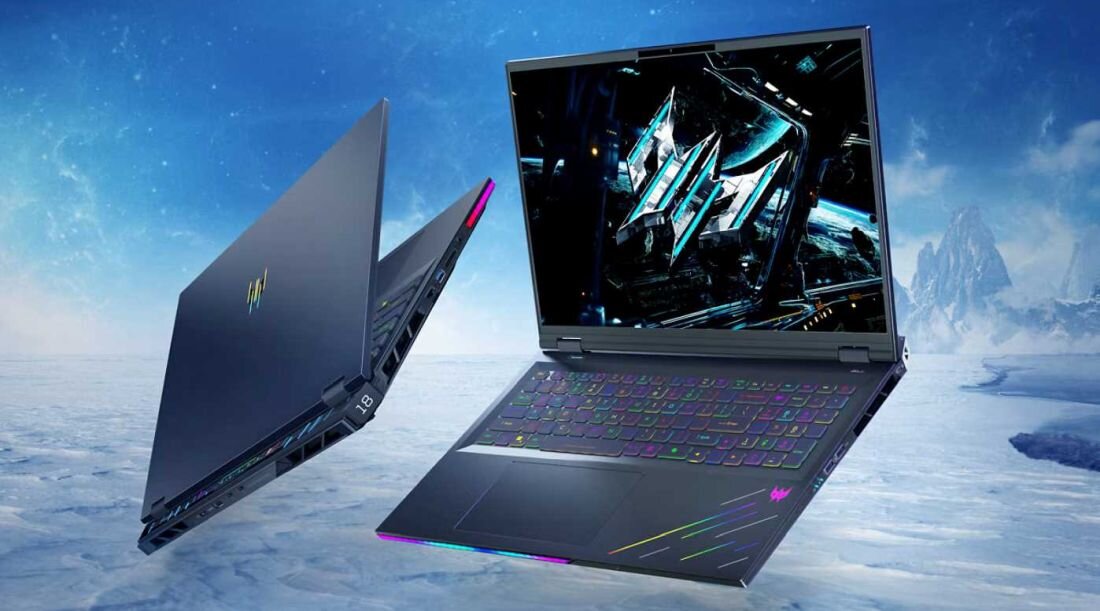 Dwa laptopy z logo PREDATOR, jeden otwarty z widoczną klawiaturą i ekranem, drugi zamknięty. Tło przedstawia zimowy krajobraz z lodem i górami.