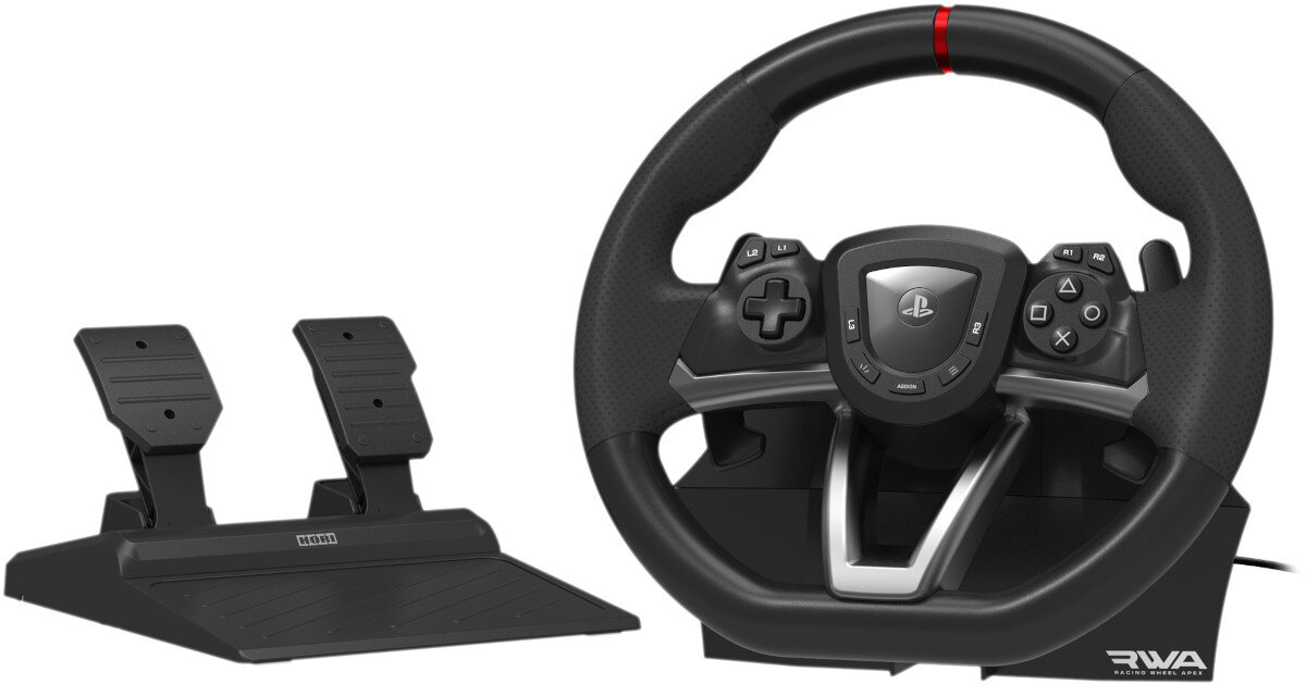 Na obrazie widoczna jest czarna kierownica z przyciskami oraz zestaw pedałów. Na kierownicy znajduje się logo PlayStation, a na podstawie pedałów widnieje napis \'Hori\'.
