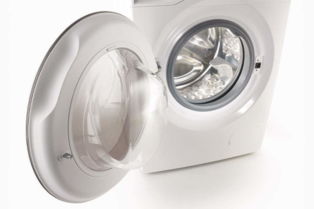 Pralka GORENJE WS168LNST - Gładkie drzwi