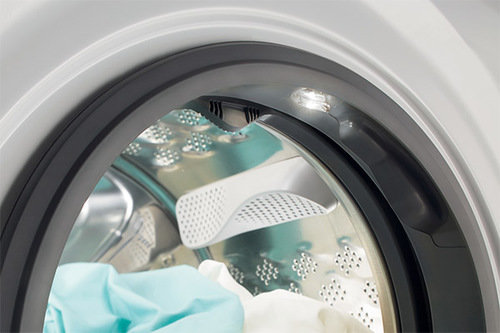 Pralka GORENJE WS168LNST - Oświetlenie bębna