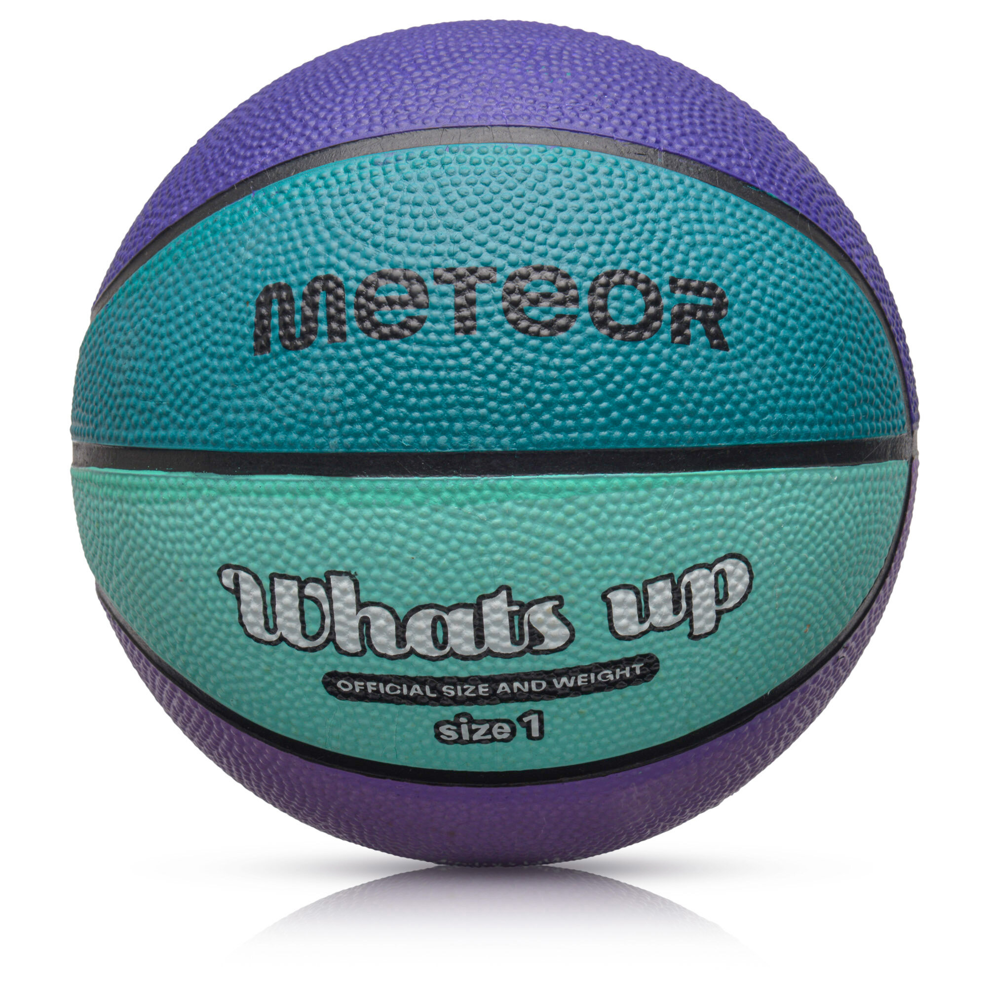 Piłka do koszykówki w kolorach fioletowym i morskim z widocznym tekstem \'METEOR\' oraz \'What\'s up Official Size and Weight size 1\'.