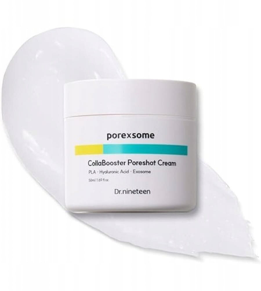 Biały słoik z napisem \'porexsome CollaBooster Poreshot Cream PLA • Hyaluronic Acid • Exosome 50ml/1.69 fl.oz. Dr.nineteen\' stoi na tle rozmazanej białej substancji.