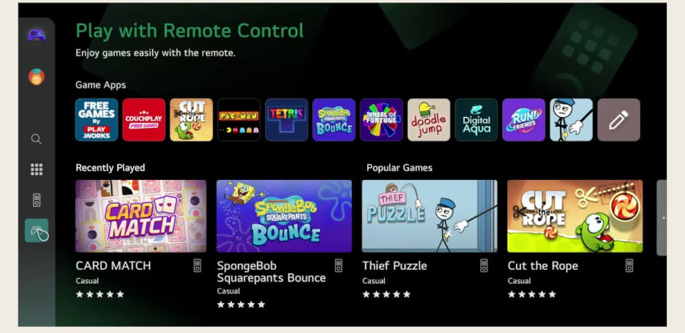 Ekran telewizora pokazuje interfejs z aplikacjami do gier, z tytułami takimi jak \'CARD MATCH\', \'SpongeBob Squarepants Bounce\', \'Thief Puzzle\' i \'Cut the Rope\'. Widoczny jest tekst \'Play with Remote Control\' oraz \'Enjoy games easily with the remote.\'.