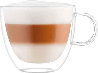 Szklanka z przezroczystego szkła wypełniona napojem o trzech warstwach: białej, brązowej i ponownie białej, przypominającym latte macchiato.