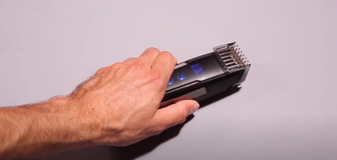 Trymer REMINGTON TouchTech MB4700 175 roznych ustawień dlugosci co 0,1 mm Technologia SenseSpeed 