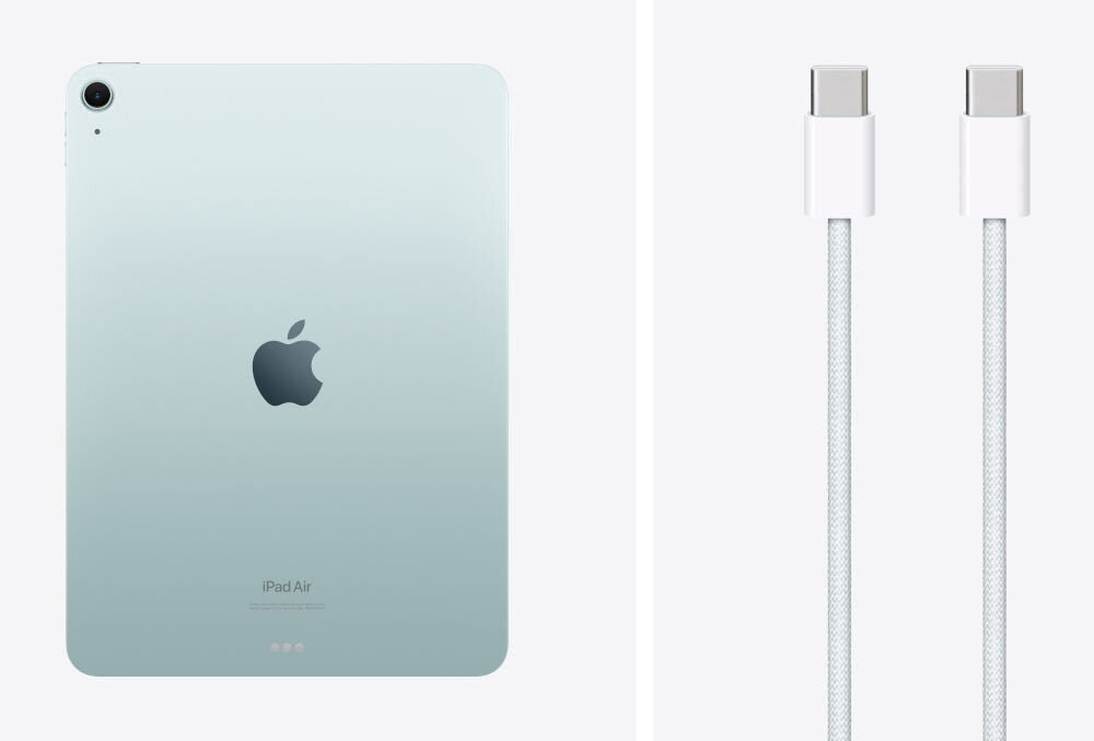 Obraz przedstawia tył niebieskiego tabletu z logo Apple oraz dwa białe kable z końcówkami USB-C. Na tablecie widoczny jest napis \'iPad Air\'.