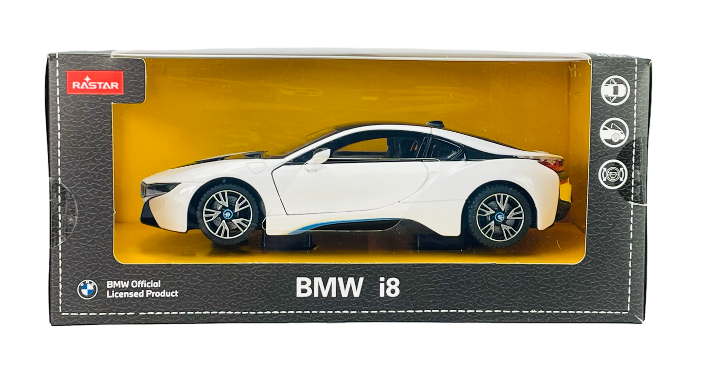 Model samochodu BMW i8 w kolorze białym znajduje się w opakowaniu z logo Rastar. Na opakowaniu widnieje napis \'BMW Official Licensed Product\'.