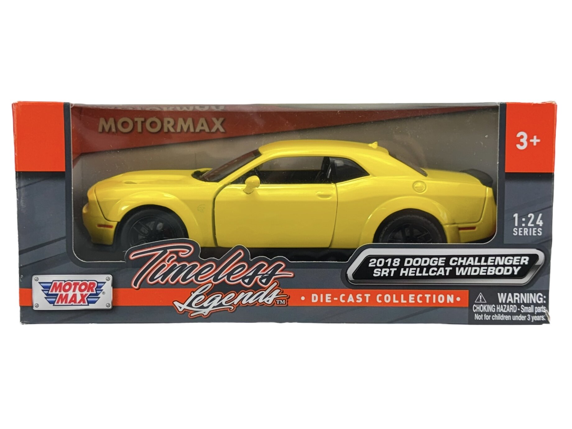 Model samochodu 2018 Dodge Challenger SRT Hellcat Widebody w kolorze żółtym, zapakowany w pudełko z napisem \'Timeless Legends\' i logo \'Motormax\'. Na opakowaniu widnieje ostrzeżenie: \'WARNING: CHOKING HAZARD - Small parts. Not for children under 3 years\'.
