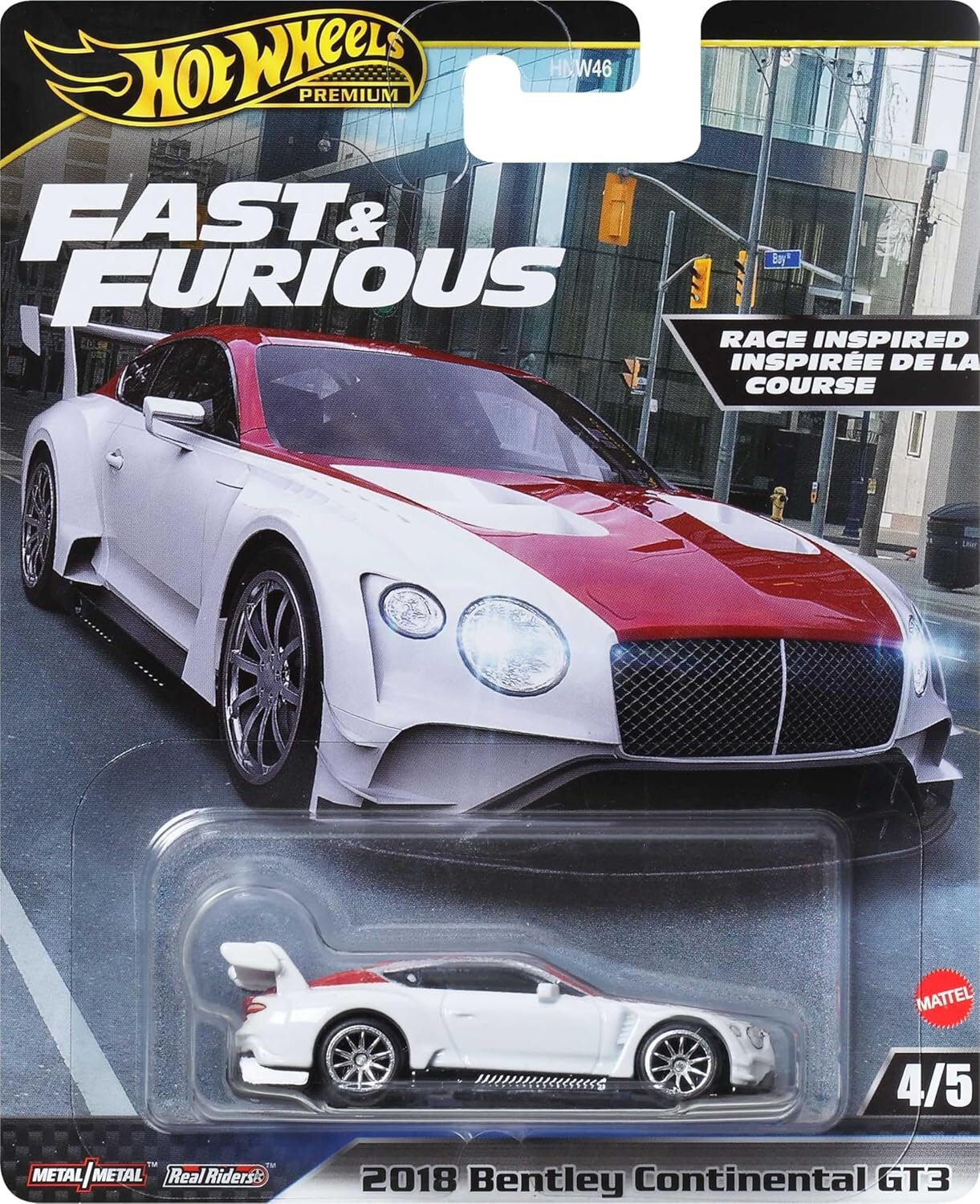 Opakowanie z modelem samochodu Hot Wheels Premium, przedstawiające biało-czerwony samochód wyścigowy Bentley Continental GT3. Na opakowaniu widnieje napis \'Fast & Furious\' oraz \'2018 Bentley Continental GT3\'.