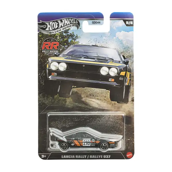Opakowanie z modelem samochodu Hot Wheels Silver Series, przedstawiające Lancia Rally/Rallye 037. Na opakowaniu widoczny jest napis \'Hot Wheels Silver Series\', \'GDG44\', \'5/5\', oraz logo \'Mattel\'.