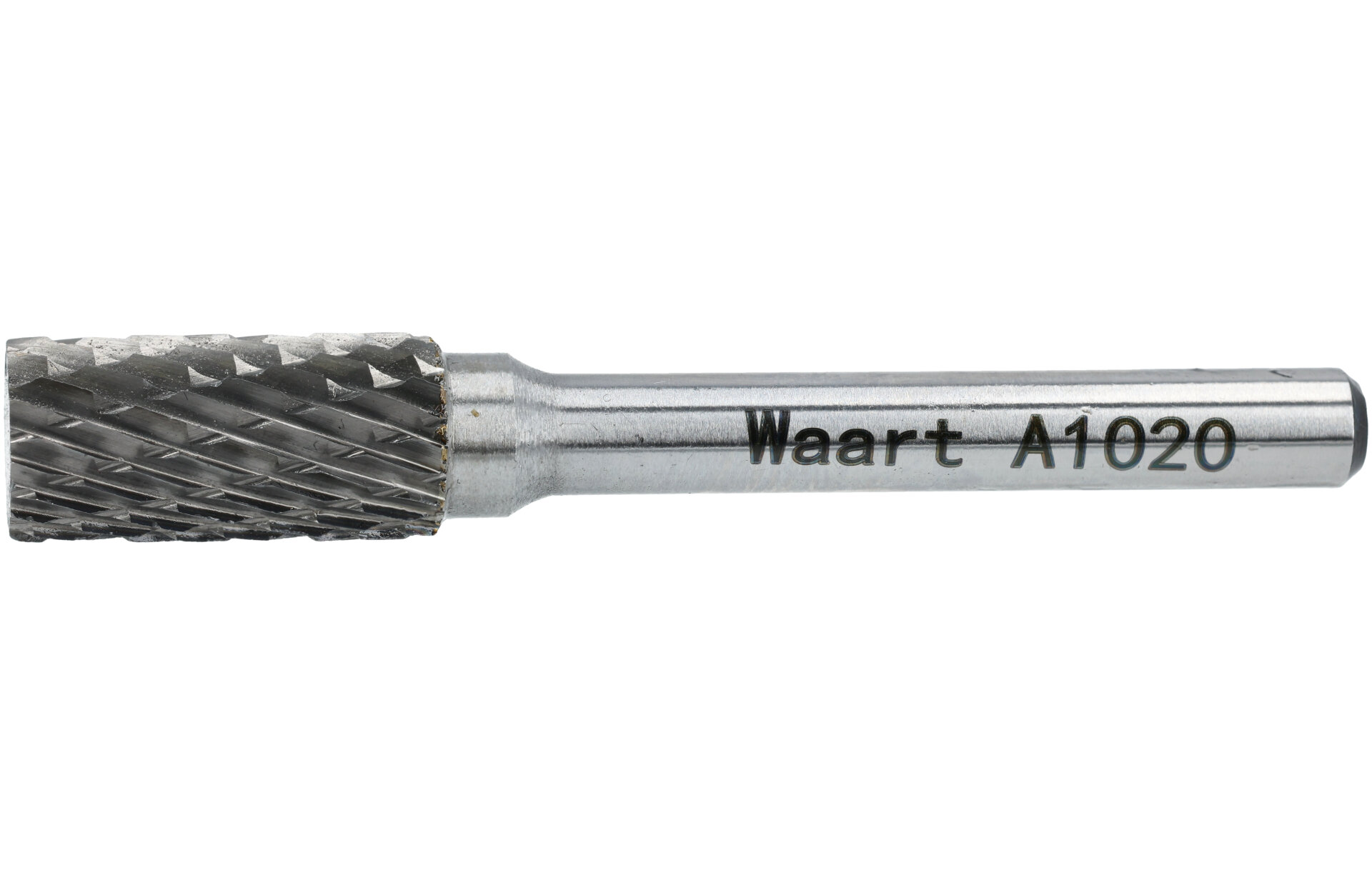 Metalowy frez trzpieniowy z napisem \'Waart A1020\' na trzpieniu, posiadający spiralne ostrza do obróbki metalu.