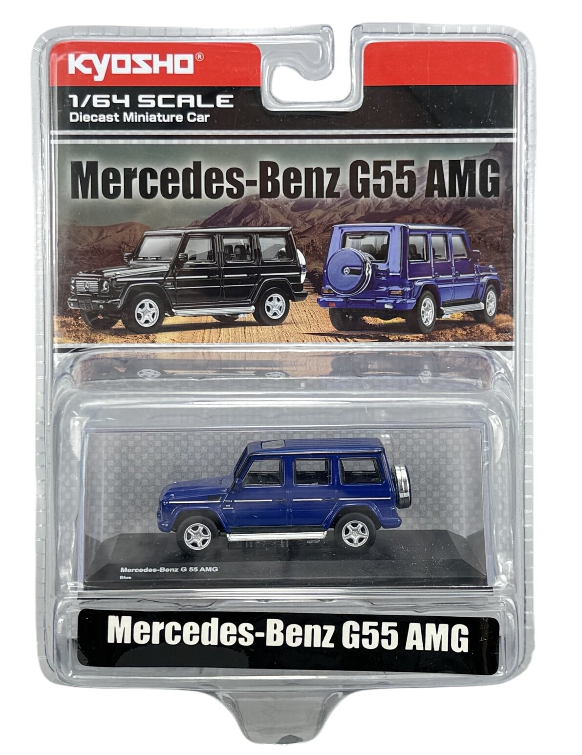 Opakowanie z metalowym modelem samochodu w skali 1:64, przedstawiającym niebieski Mercedes-Benz G55 AMG. Na opakowaniu widnieje logo \'Kyosho\' oraz tekst \'Mercedes-Benz G55 AMG\'.