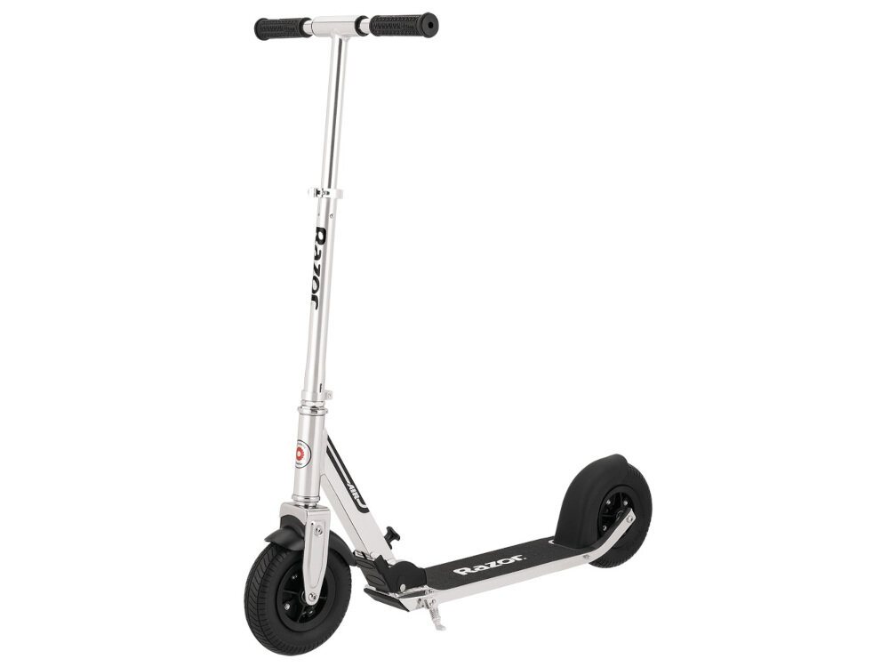 Hulajnoga RAZOR A5 Air 13073090 Srebrny dla młodszych i starszych użytkowników nowoczesny design ciekawe wzornictwo z aluminium lekka wytrzymała w srebrnym kolorze dla osób powyżej 8 roku życia