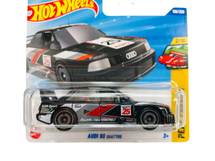 Opakowanie z modelem samochodu Hot Wheels przedstawiające Audi 90 Quattro w kolorze czarnym z czerwonymi i białymi detalami. Na opakowaniu widnieje napis \'Audi 90 Quattro\' oraz numeracja \'199/250\'.