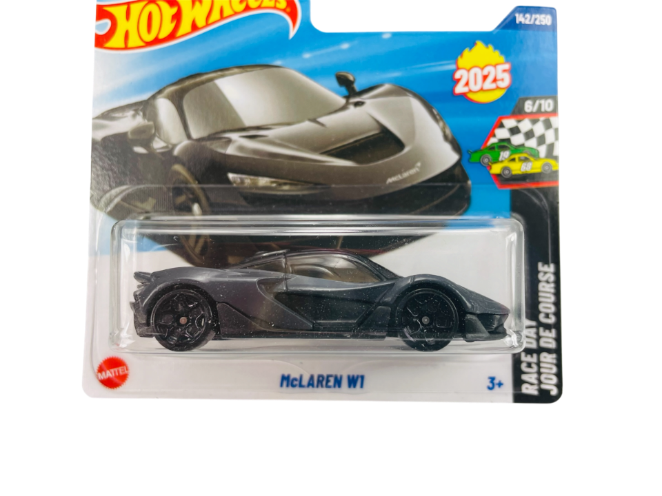 Opakowanie z modelem samochodu Hot Wheels, przedstawiające czarny samochód McLaren W1. Na opakowaniu widoczne są napisy: \'2025\', \'142/250\', \'Race Day Jour De Course\', \'6/10\', \'McLaren W1\', oraz logo Hot Wheels i Mattel.