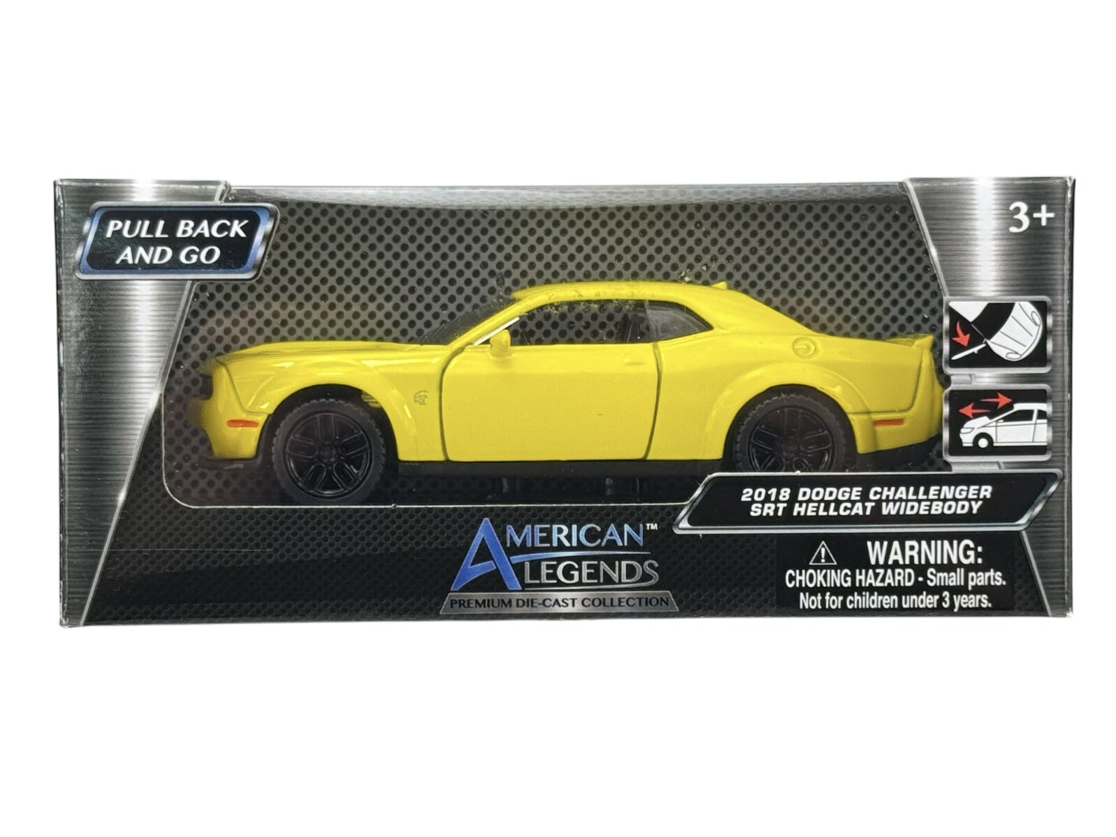 Żółty model samochodu 2018 Dodge Challenger SRT Hellcat Widebody w skali 1:32 znajduje się w opakowaniu z napisem \'AMERICAN LEGENDS\'. Na opakowaniu widnieje ostrzeżenie: \'WARNING: CHOKING HAZARD - Small parts. Not for children under 3 years.\'