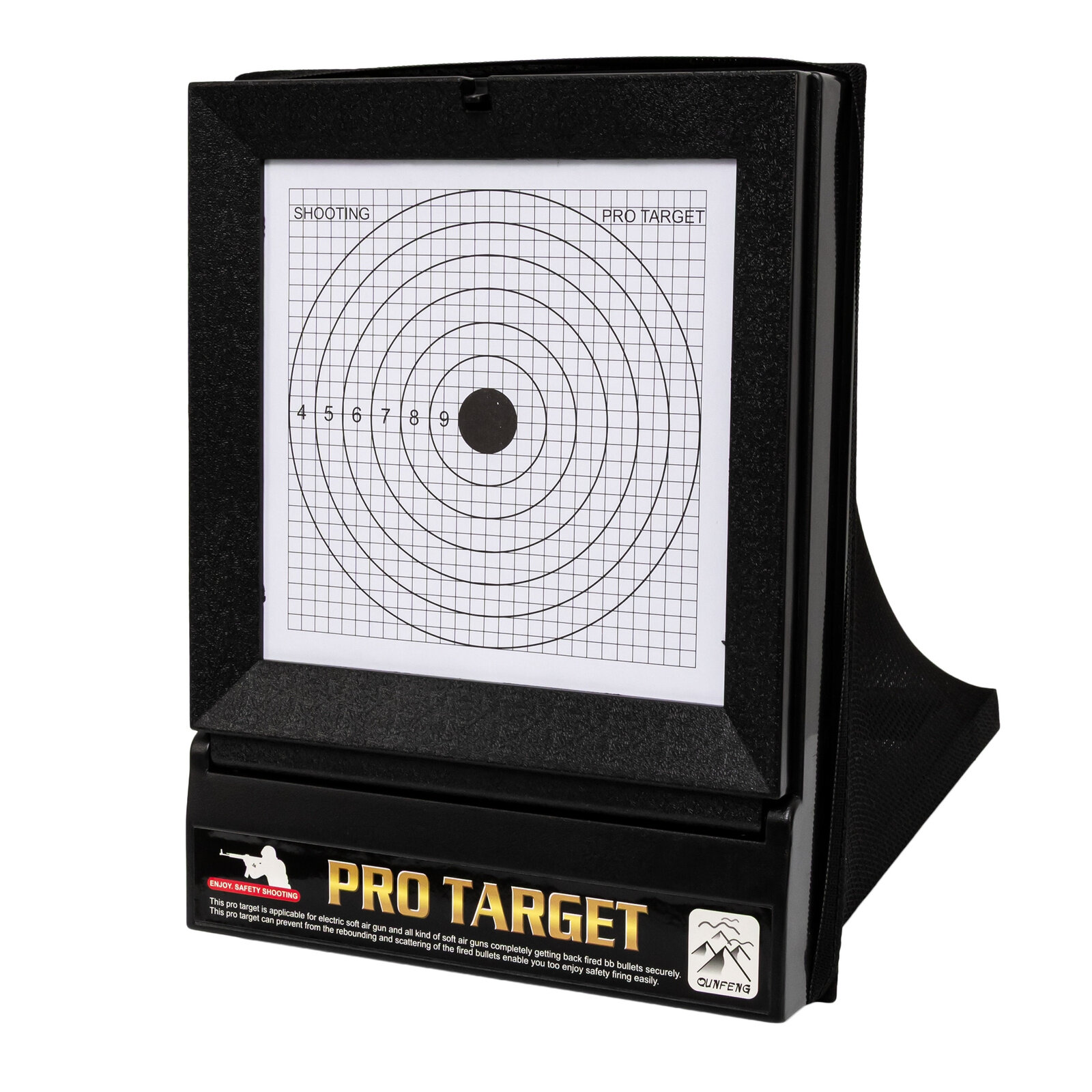 Czarny kulochwyt z tarczą strzelecką z siatką na kulki, z widocznymi koncentrycznymi okręgami i numeracją od 4 do 9. Na dole znajduje się napis \'PRO TARGET\' oraz logo producenta QUNFENG.