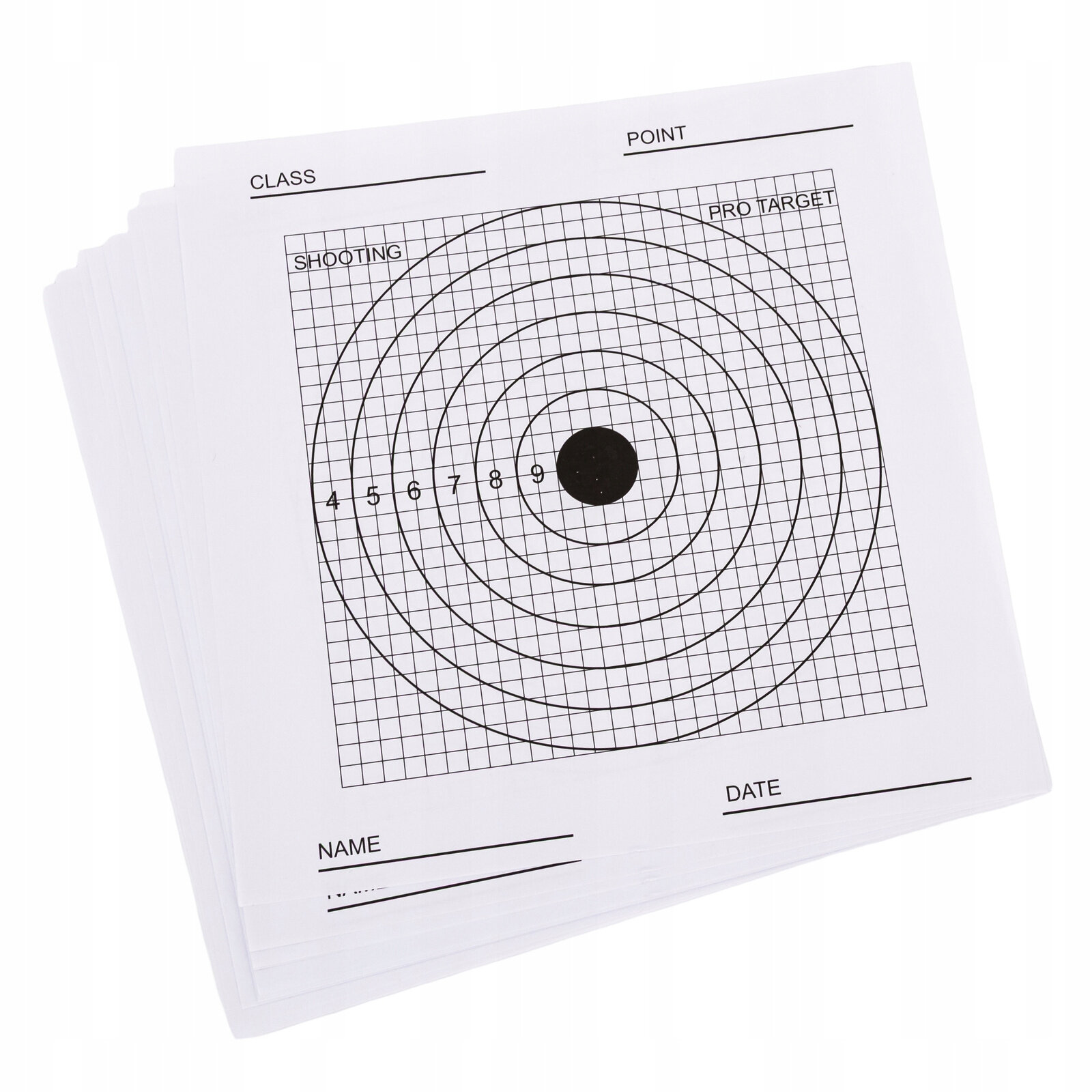 Stos papierowych tarcz strzeleckich z nadrukowanymi okręgami i numeracją od 4 do 10. Na górze tarczy widnieją napisy: \'CLASS\', \'POINT\', \'SHOOTING\', \'PRO TARGET\', a na dole \'NAME\' i \'DATE\'.