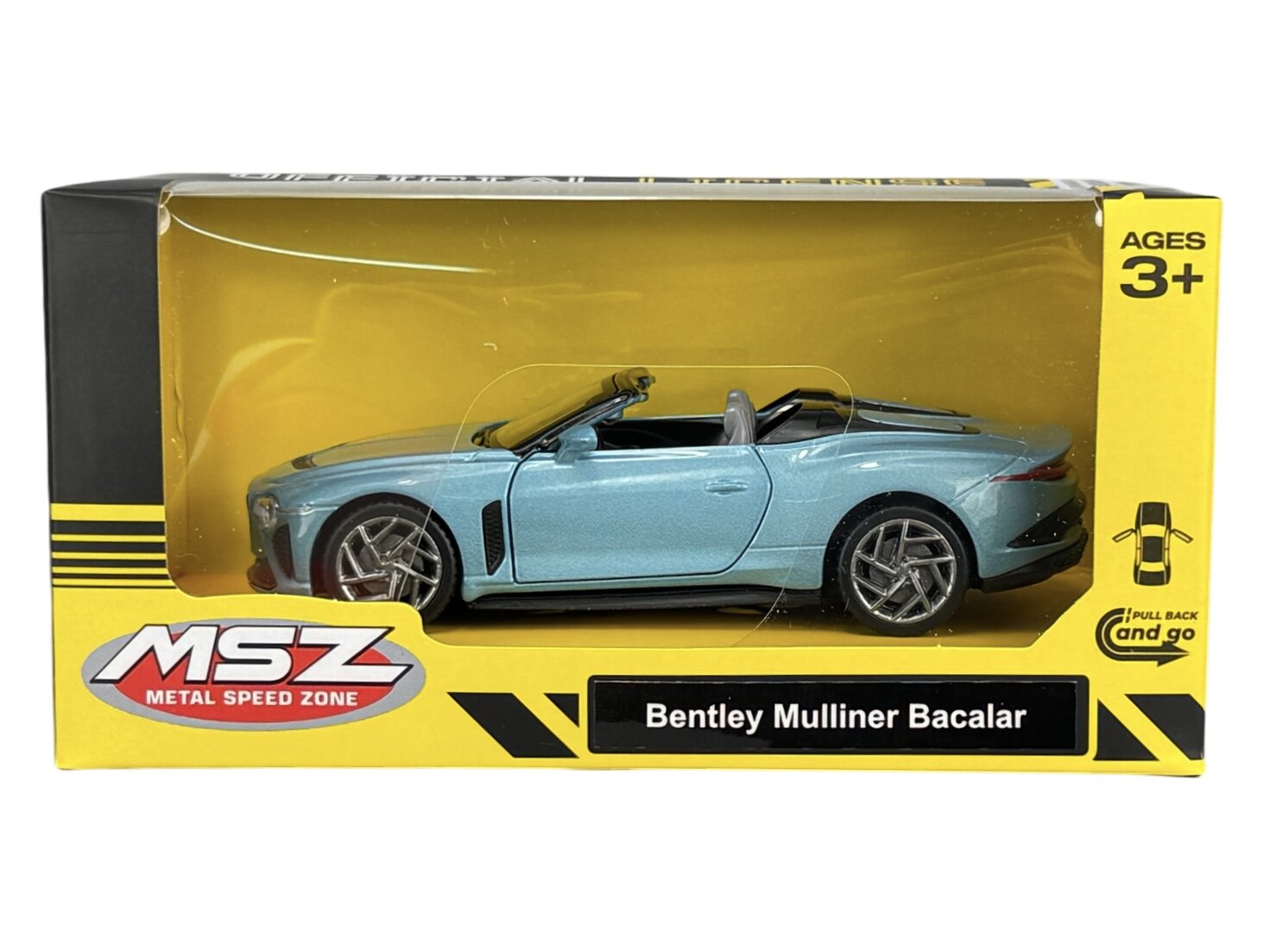 Model samochodu Bentley Mulliner Bacalar w kolorze niebieskim znajduje się w żółtym opakowaniu z przezroczystym frontem. Na opakowaniu widnieje napis \'MSZ Metal Speed Zone\' oraz \'Bentley Mulliner Bacalar\'.