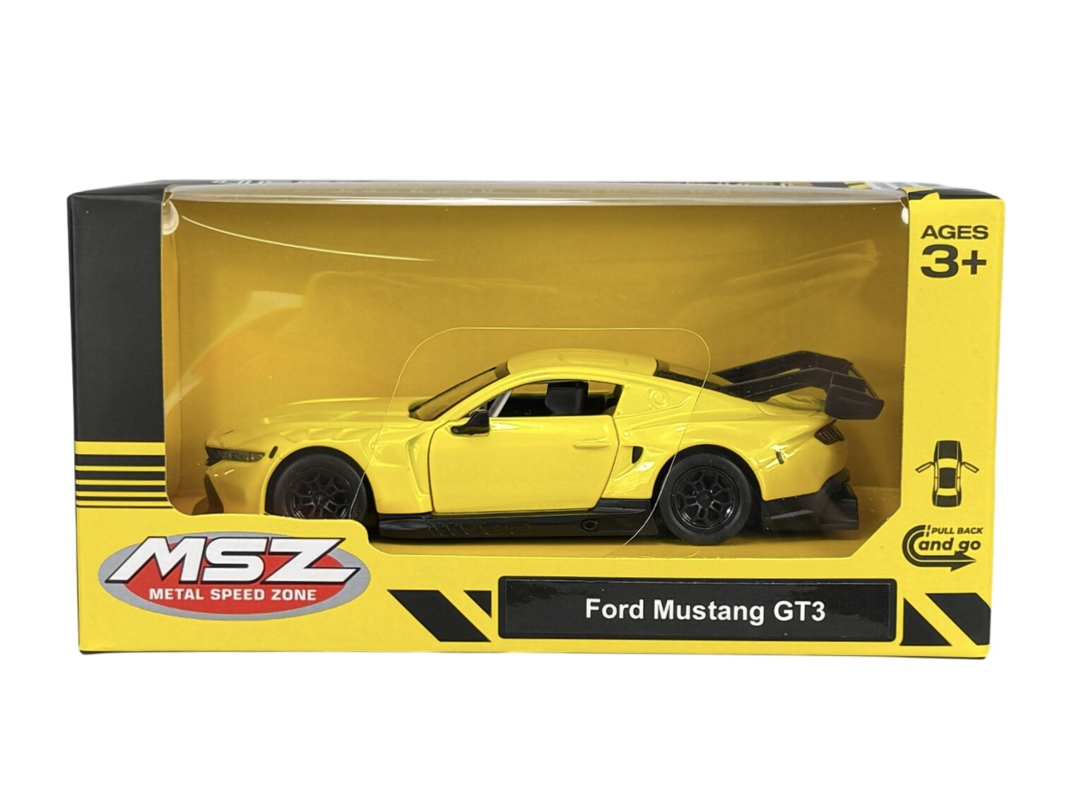 Model samochodu Ford Mustang GT3 w kolorze żółtym znajduje się w opakowaniu z napisem \'MSZ Metal Speed Zone\'. Na opakowaniu widnieje informacja \'Ages 3+\' oraz \'Ford Mustang GT3\'.
