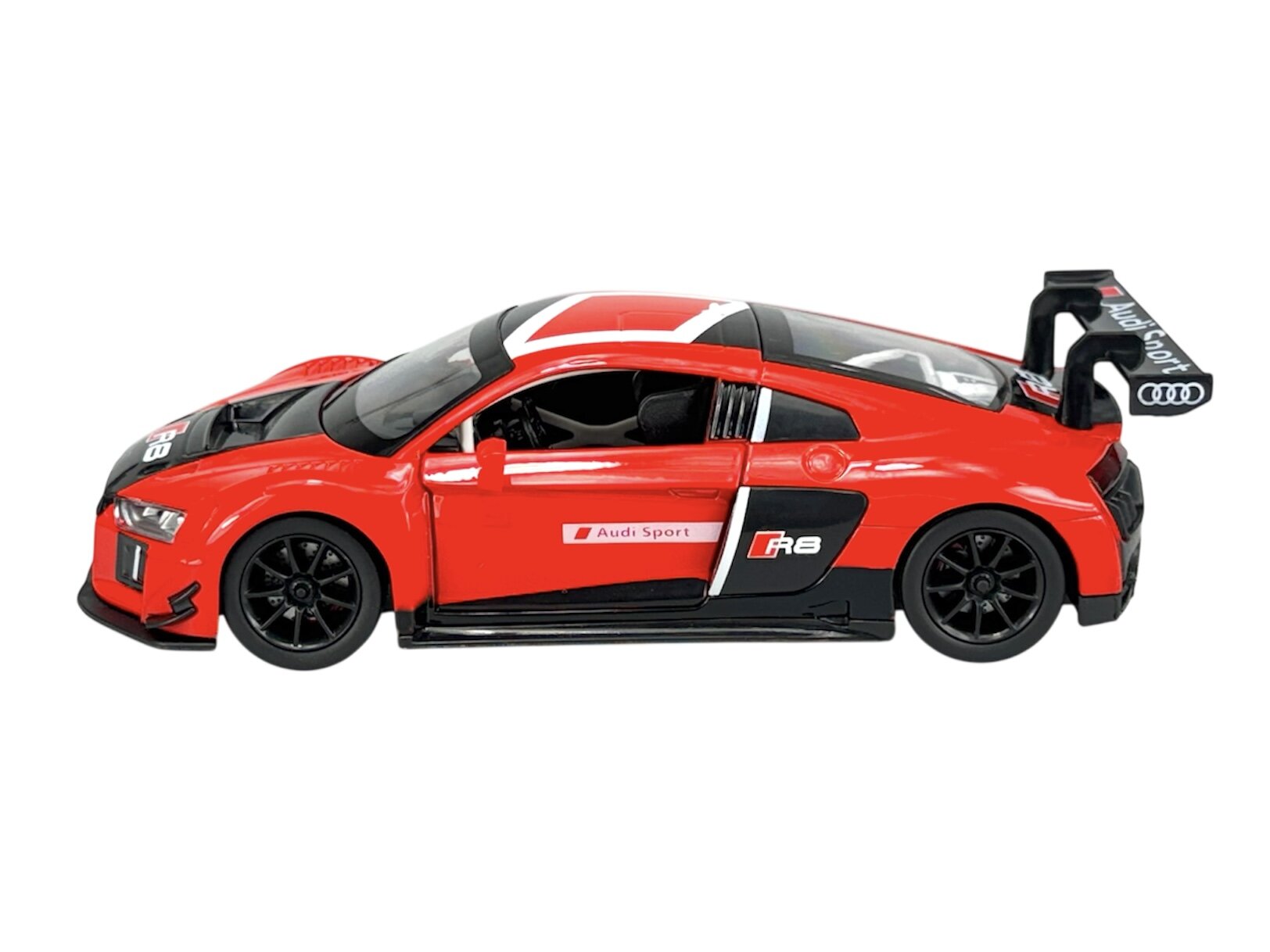 Model samochodu wyścigowego w skali 1:24, w kolorze czerwonym z czarnymi elementami i napisami \'Audi Sport\' oraz \'R8\'. Samochód posiada duży tylny spojler i czarne felgi.