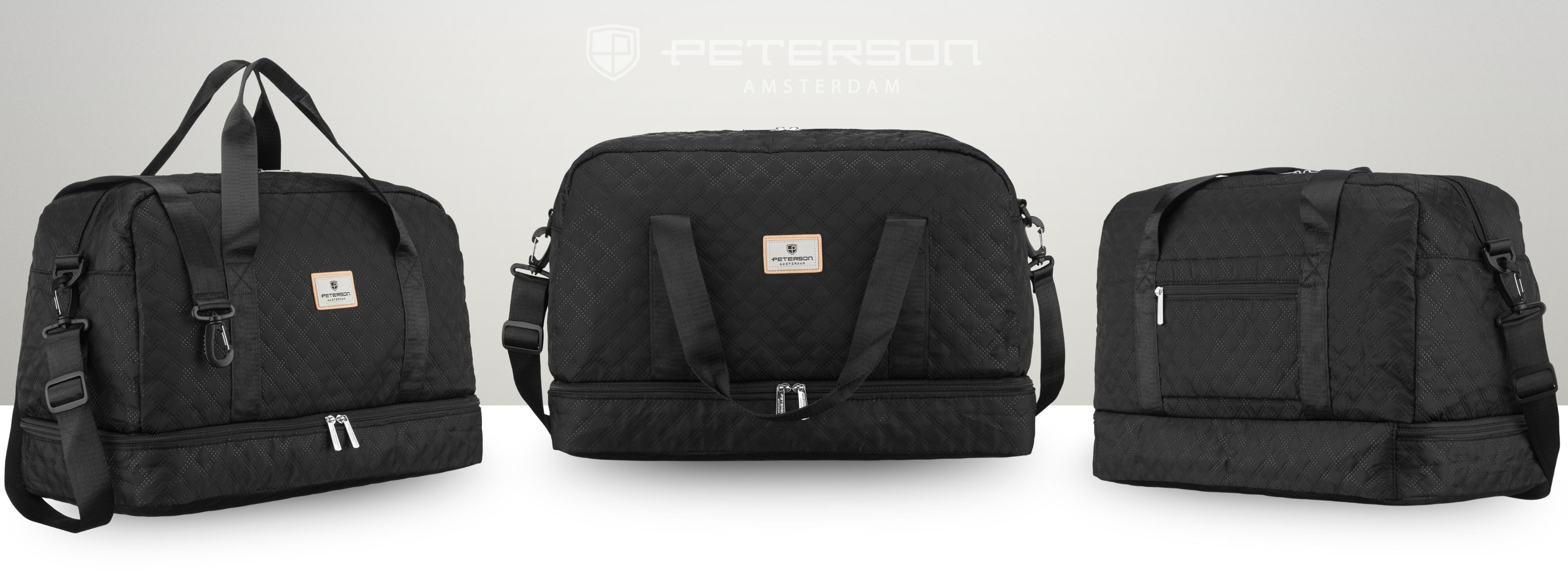 Trzy czarne, pikowane torby sportowe z różnymi uchwytami i kieszeniami, każda z naszywką z logo \'Peterson\'.