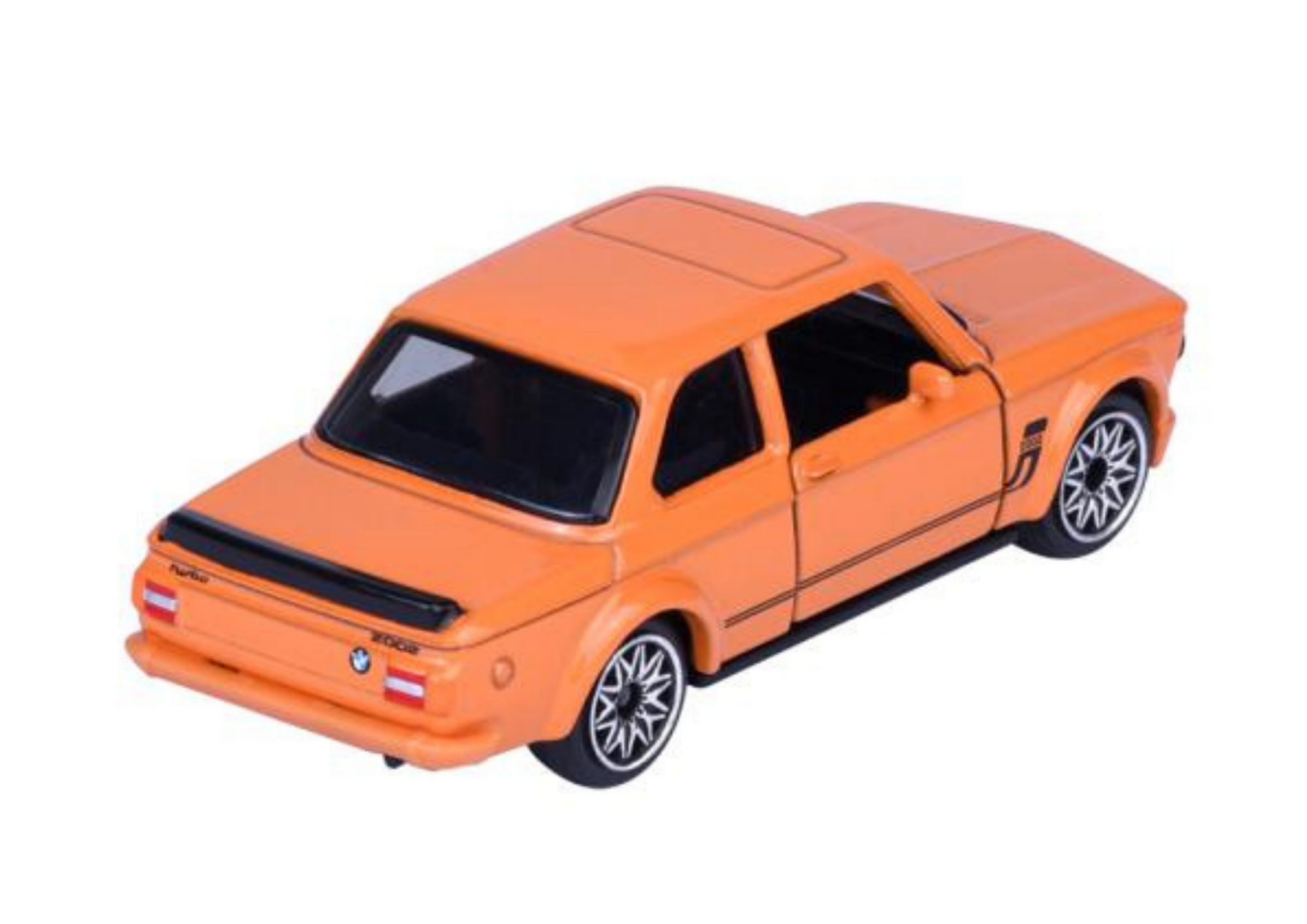 Model samochodu w kolorze pomarańczowym z czarnymi detalami, przedstawiający BMW 2002 Turbo. Na tylnej części widoczne są napisy \'Turbo\' i \'2002\' oraz logo BMW.