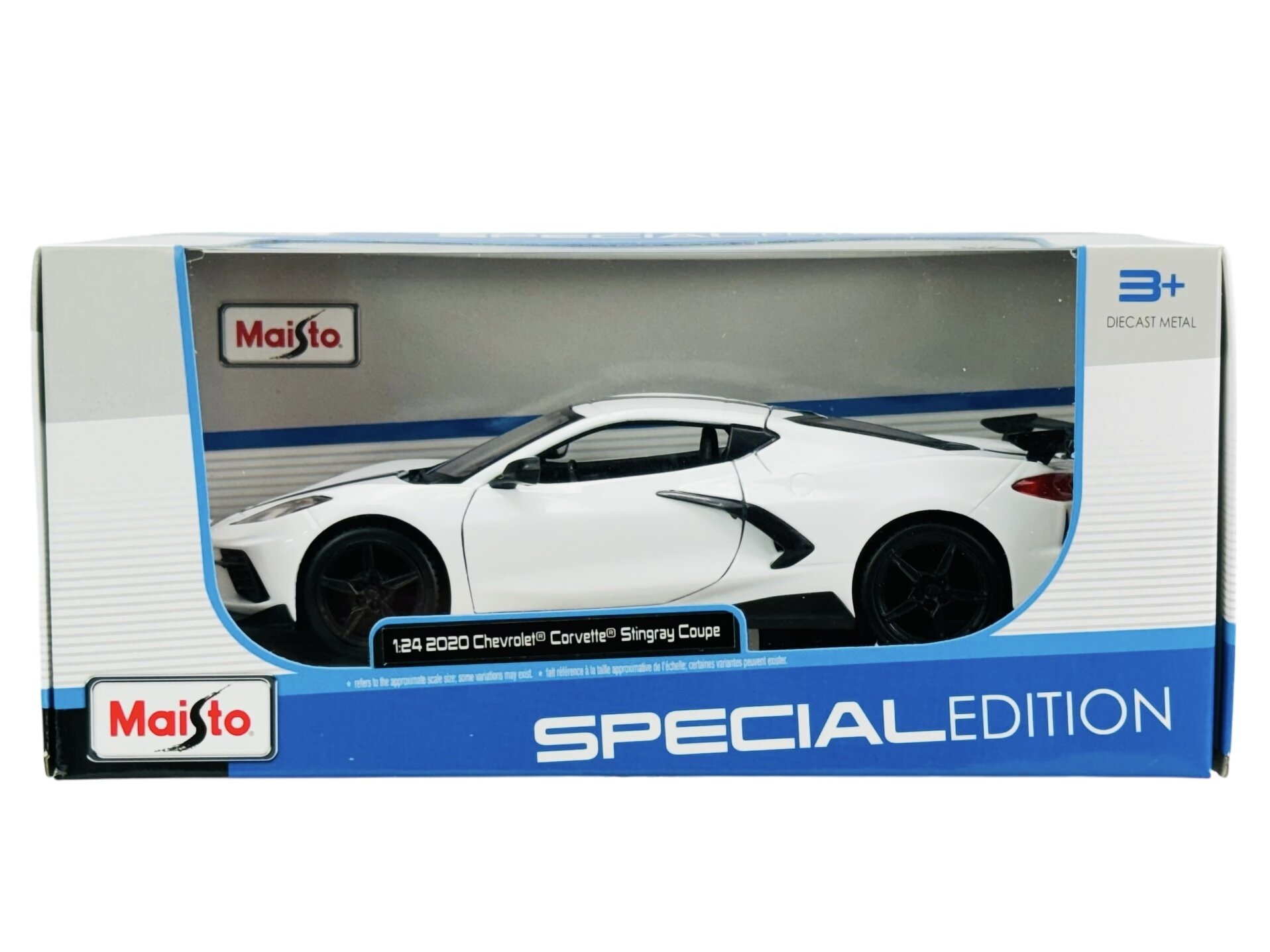 Model samochodu w skali 1:24 przedstawiający biały Chevrolet Corvette Stingray Coupe z 2020 roku, zapakowany w pudełko z napisem \'SPECIAL EDITION\'. Na opakowaniu widoczne jest logo \'Maisto\'.