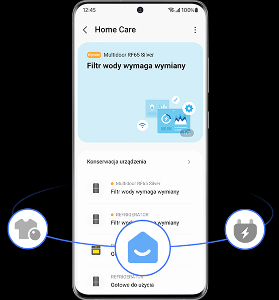 Na ekranie smartfona widoczna jest aplikacja \'Home Care\' z komunikatem \'Multidoor RF65 Silver Filtr wody wymaga wymiany\'. Poniżej znajdują się sekcje dotyczące konserwacji urządzenia z podobnymi komunikatami.