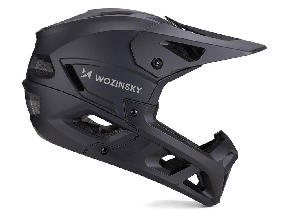 Czarny kask rowerowy typu full face z widocznym logo \'WOZINSKY\'. Kask ma aerodynamiczny kształt z otworami wentylacyjnymi.