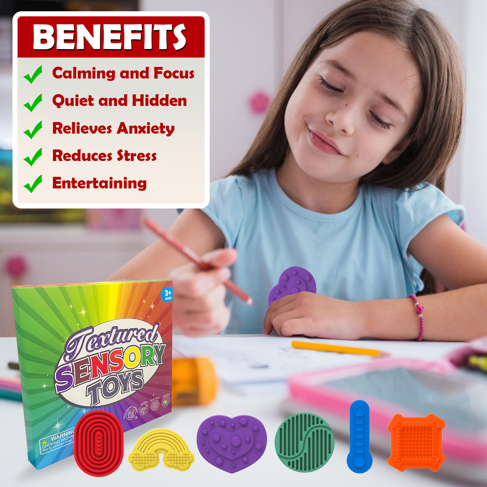 Dziewczynka rysuje przy biurku, obok niej znajduje się pudełko z napisem \'Textured Sensory Toys\'. Na obrazie widoczne są kolorowe, teksturowane zabawki oraz lista korzyści: \'Calming and Focus, Quiet and Hidden, Relieves Anxiety, Reduces Stress, Entertaining\'.