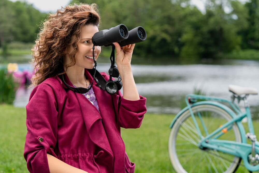 Lornetka NIKON Action EX 10x50 CF dziesięciokrotne powiększenie krystalicznie czystym widokiem szerokim polem widzenia dynamicznie poruszające się obiekty