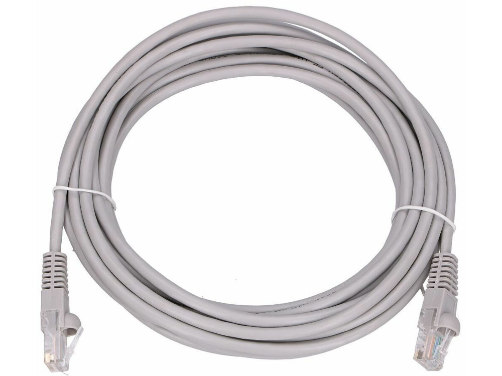 EXTRALINK Kabel RJ-45/RJ-45 Patchcord ekranowany kategorii 6A SFTP Extralink  sieciach Ethernet router, switch, komputer czy telefon VoIP połączeń między patch panelami teleinformatycznych Wysoka elastyczność odporna konstrukcja - zwinięty kabel na białym tle