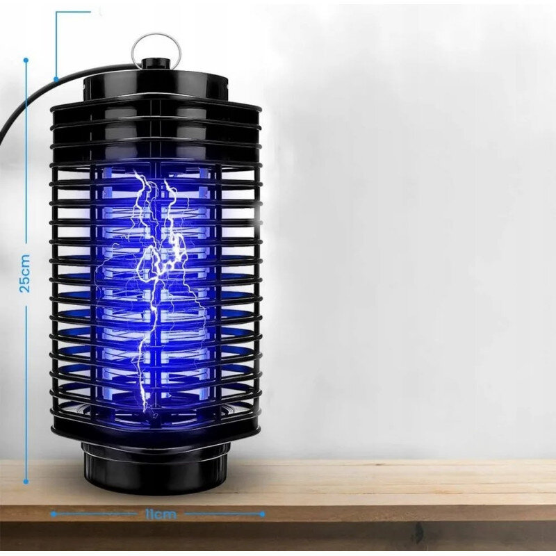 Czarna lampa UV owadobójcza z niebieskim światłem, umieszczona na drewnianej powierzchni. Obok lampy widoczne są wymiary: 25 cm wysokości i 11 cm szerokości.