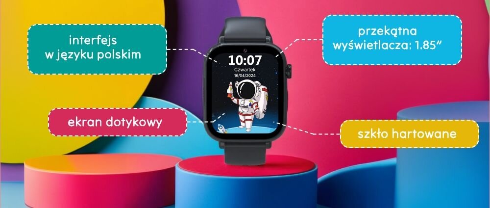 Smartwatch z czarnym paskiem wyświetla godzinę 10:07 i datę Czwartek 16/04/2024 na tle astronauty. Na kolorowym tle widoczne są napisy: \'interfejs w języku polskim\', \'ekran dotykowy\', \'przekątna wyświetlacza: 1.85\