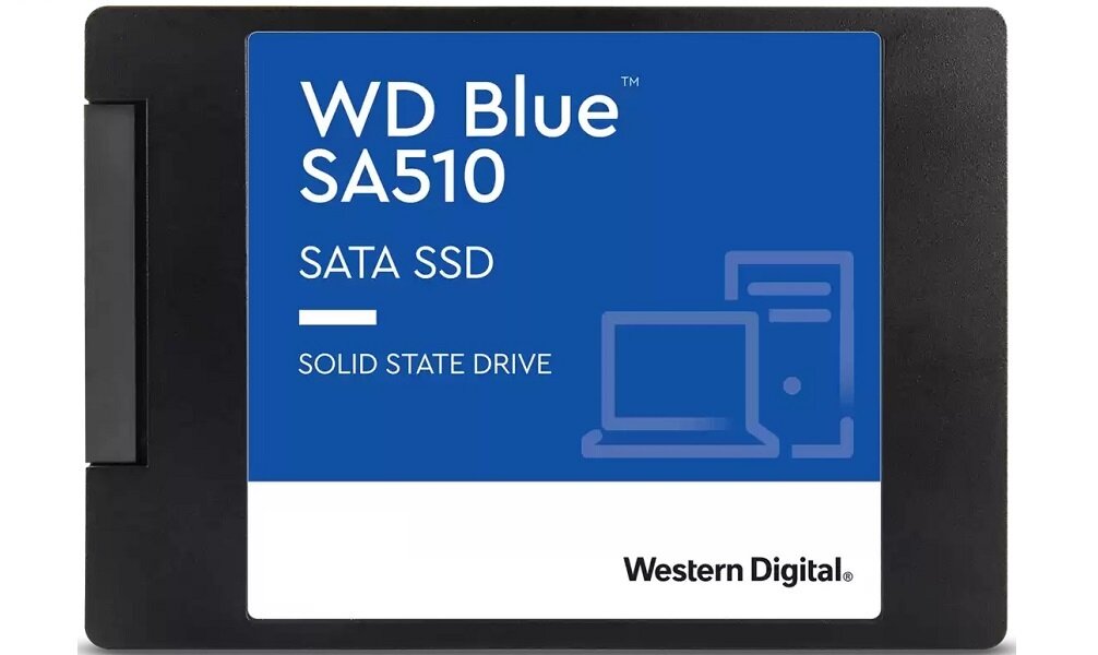 Na obrazie widoczny jest dysk SSD z etykietą \'WD Blue SA510 SATA SSD SOLID STATE DRIVE\'. Logo \'Western Digital\' znajduje się na dole etykiety.
