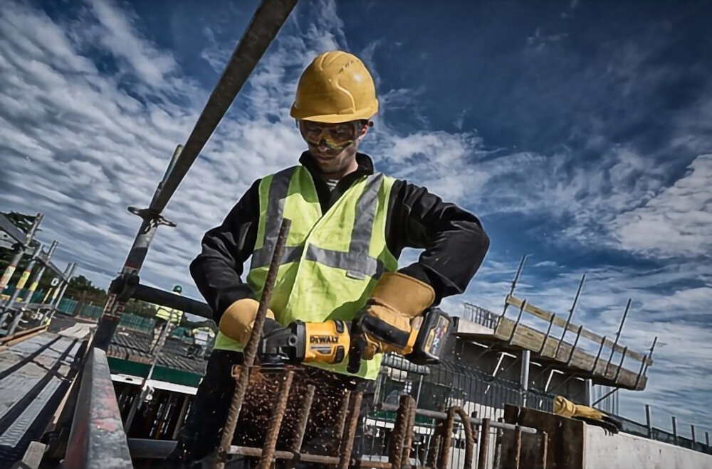 Zestaw elektronarzędzi DEWALT DCK2055T2T sprzęt podręczny urządzenia