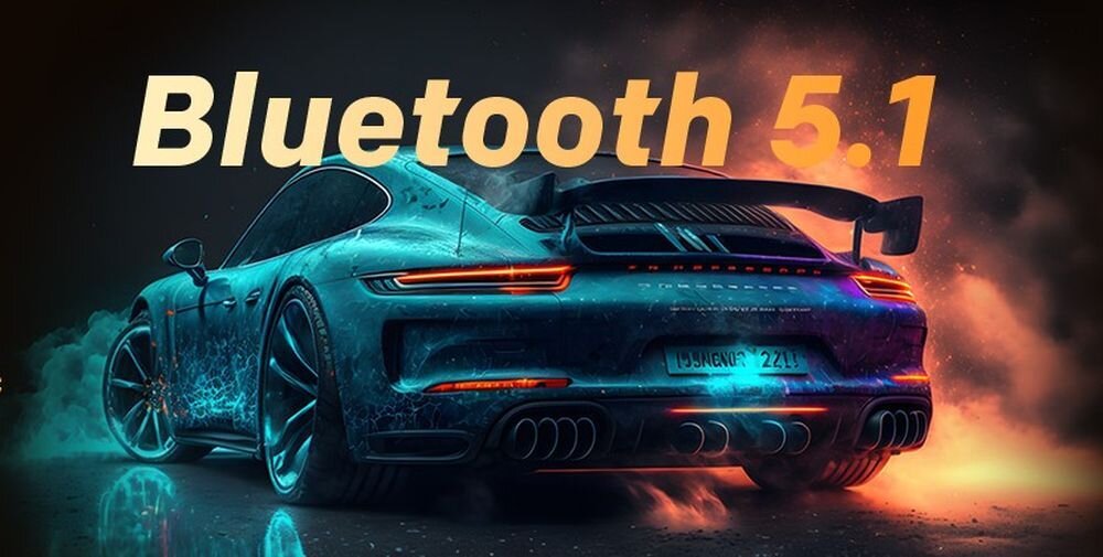Sportowy samochód w dynamicznej pozie z widocznymi efektami świetlnymi i dymem. Na obrazie znajduje się tekst: \'Bluetooth 5.1\'.