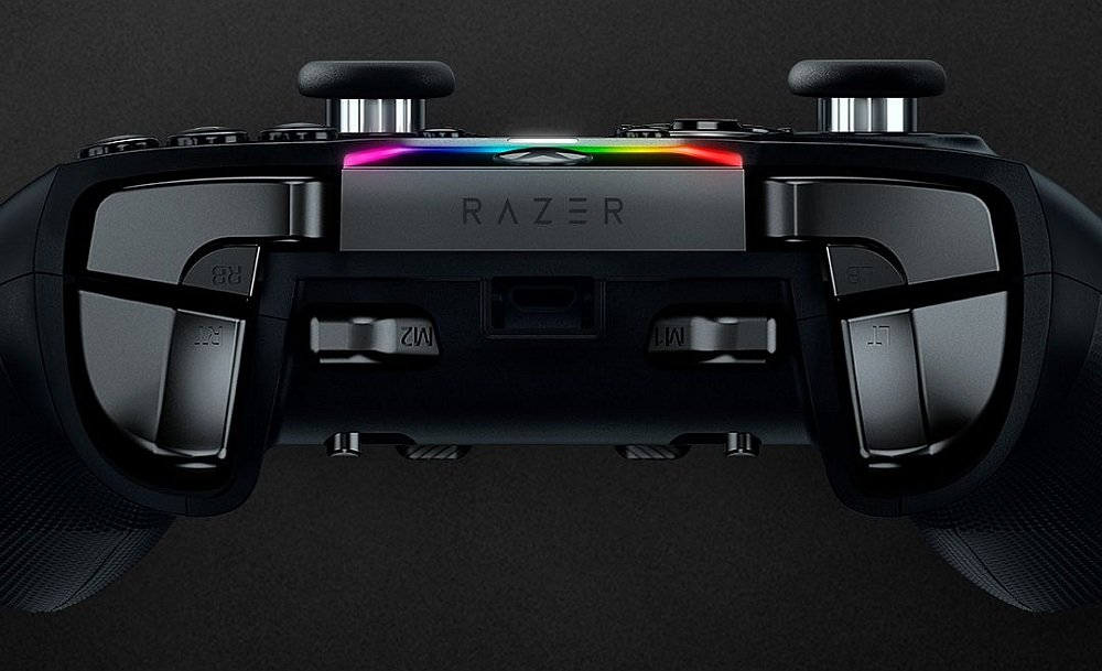 Kontroler RAZER Wolverine Ultimate światło