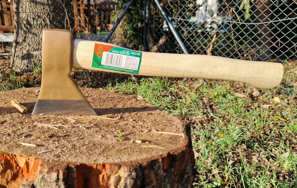Siekiera uniwersalna FLO 33080 0.8 kg do roznorodnych zadan uniwersalnosc dla profesjonalistow hobbystow