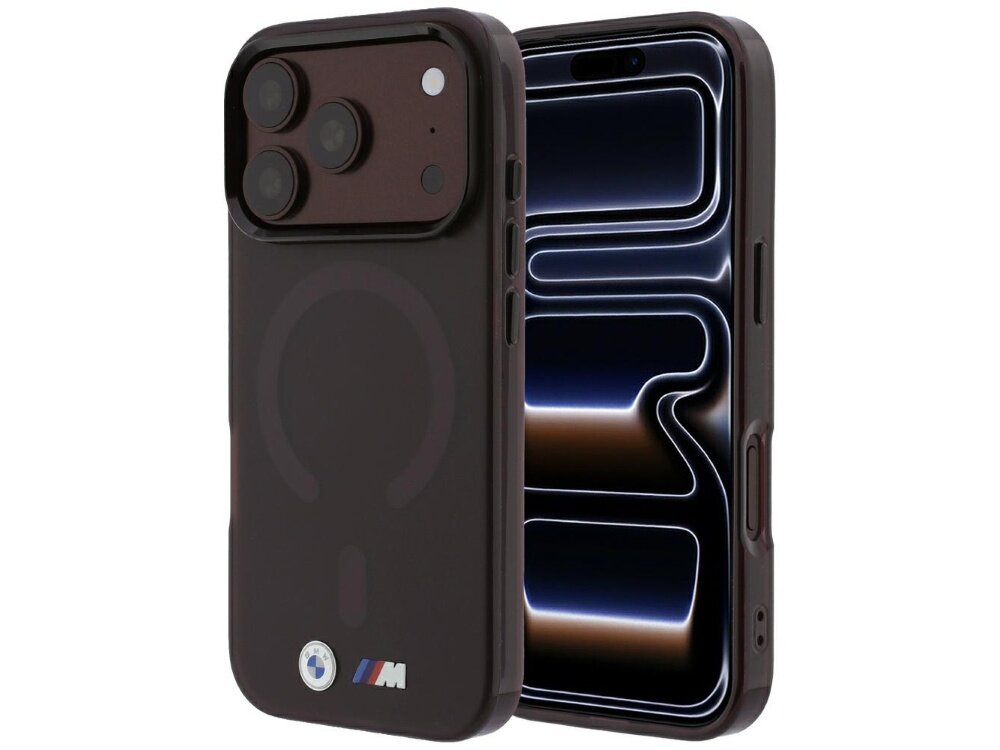Na zdjęciu widoczne jest bordowe etui na telefon z trzema dużymi otworami na aparaty oraz logo BMW M na dole. Obok etui znajduje się telefon z wyświetlaczem pokazującym abstrakcyjny wzór świetlny.