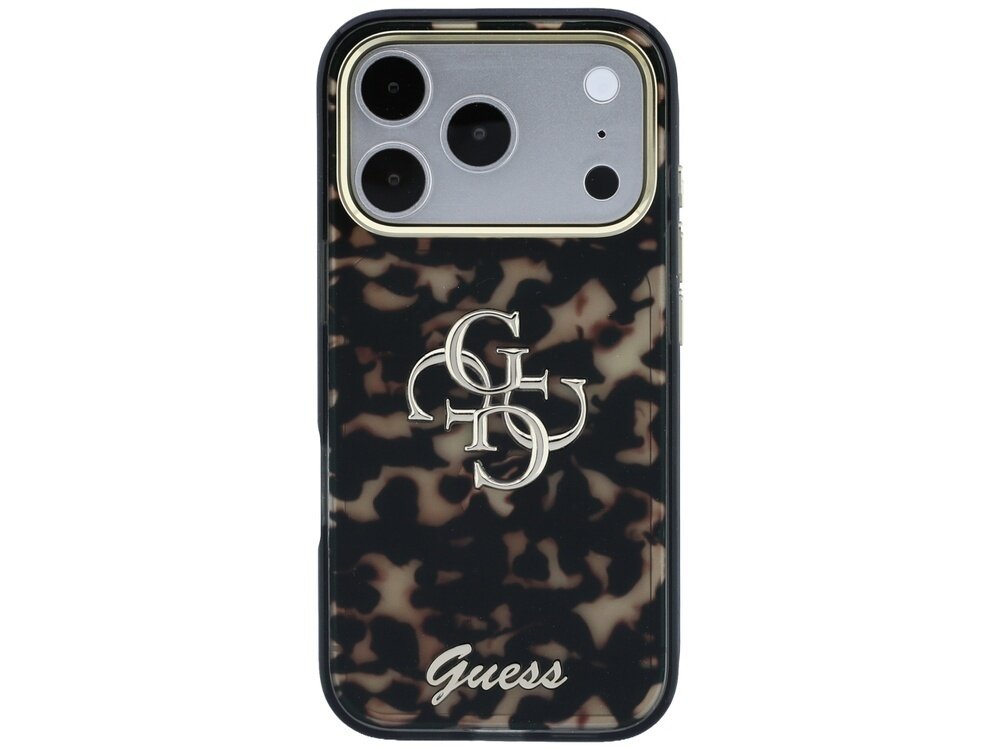 Etui na telefon z wzorem w czarno-brązowe plamy, z logo \'Guess\' na dole i metalicznym emblematem na środku. Widoczny jest aparat telefonu z trzema obiektywami.