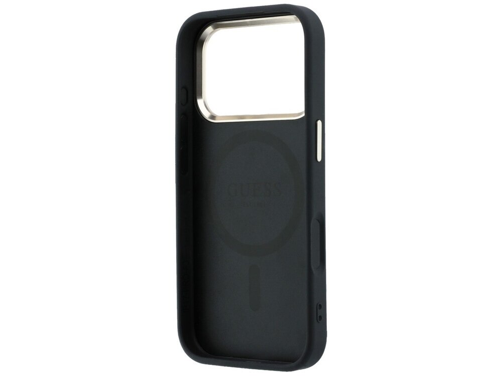 Czarne etui na telefon z dużym wycięciem na aparat i napisem \'GUESS\' wewnątrz. Etui ma złote wykończenie wokół wycięcia na aparat.