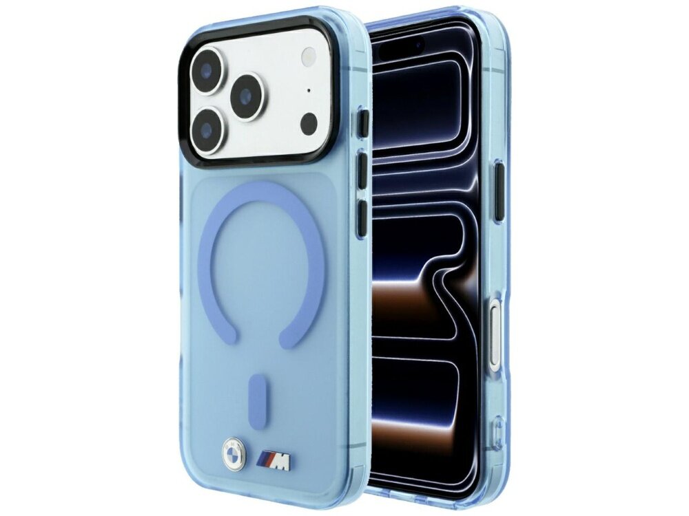 Niebieskie etui na telefon z widocznym logo BMW M na dole oraz okrągłym wzorem MagSafe. Etui jest przezroczyste z metalicznymi elementami i przeznaczone do iPhone\'a z trzema aparatami.