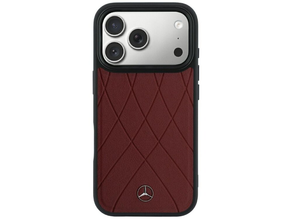 Etui na telefon w kolorze burgundowym z wzorem krzyżujących się linii i logo Mercedes na dole. Widoczne są trzy obiektywy aparatu telefonu.