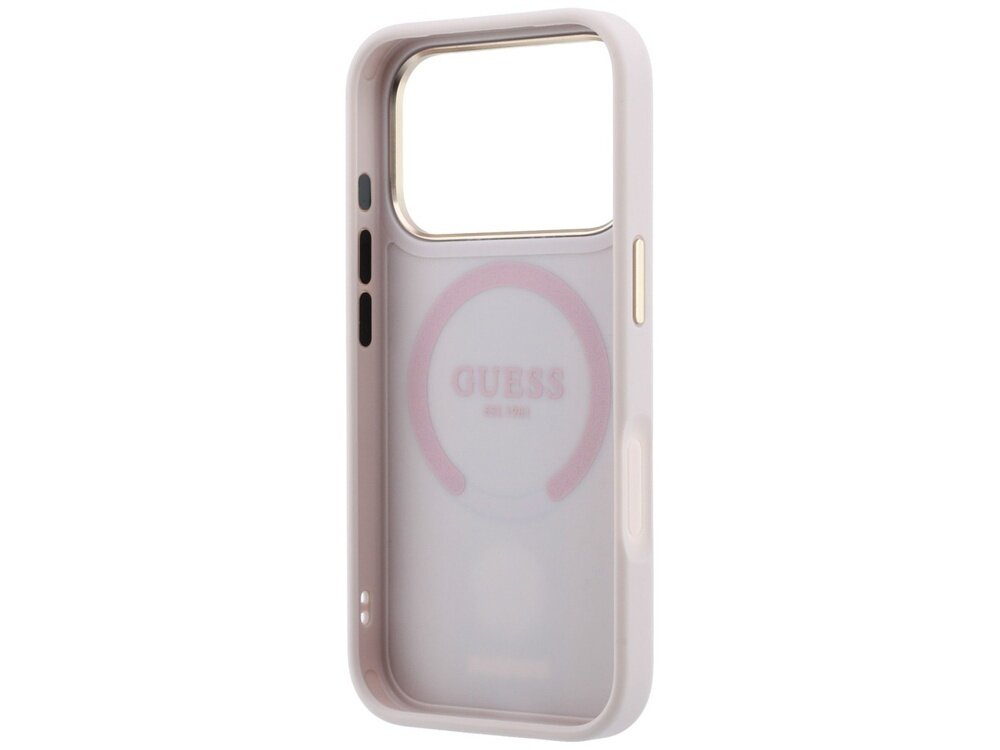 Różowe etui na telefon z dużym otworem na aparat i napisem \'GUESS\' wewnątrz. Etui posiada przyciski w kolorze złotym oraz czarne elementy na boku.