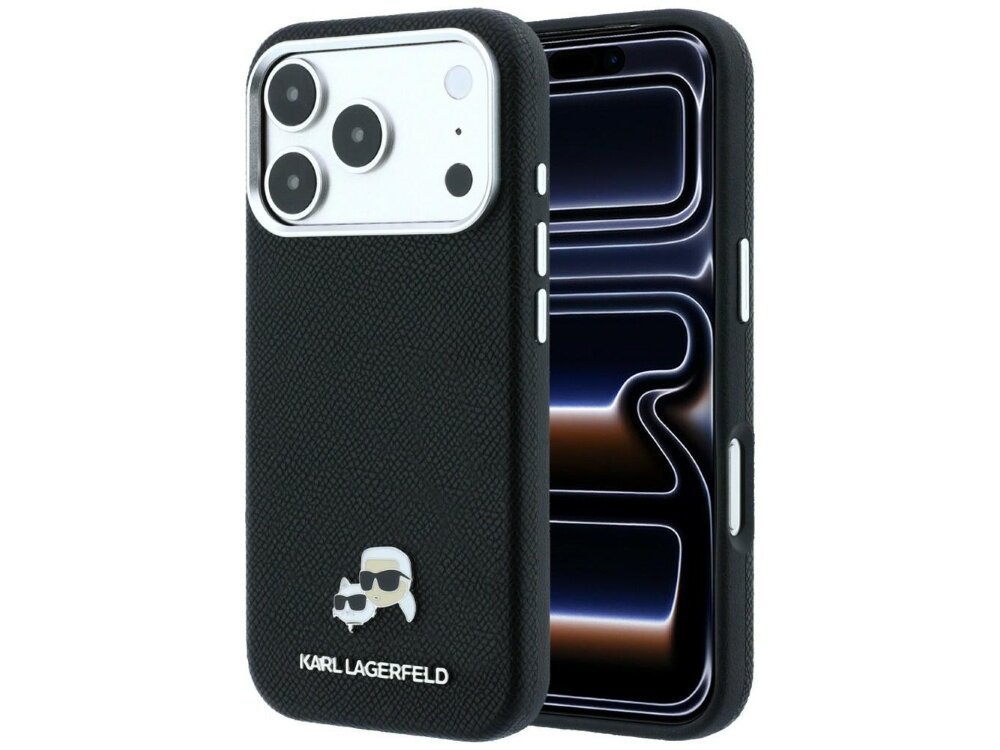 Czarne etui na telefon z trzema dużymi otworami na aparaty i logo \'KARL LAGERFELD\' na dole. Na etui widoczny jest również metalowy emblemat przedstawiający dwie postacie w okularach.